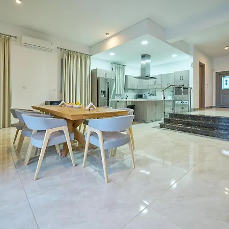 Olymp Luxury Villa D - Luxury Escape With Direct Beach Access And Unique Sunsets Paphos Room photo
