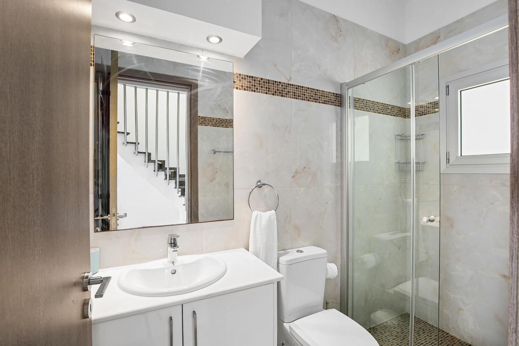 Olymp Luxury D - Luxury Escape With Direct Access And Unique Sunsets * Пафос