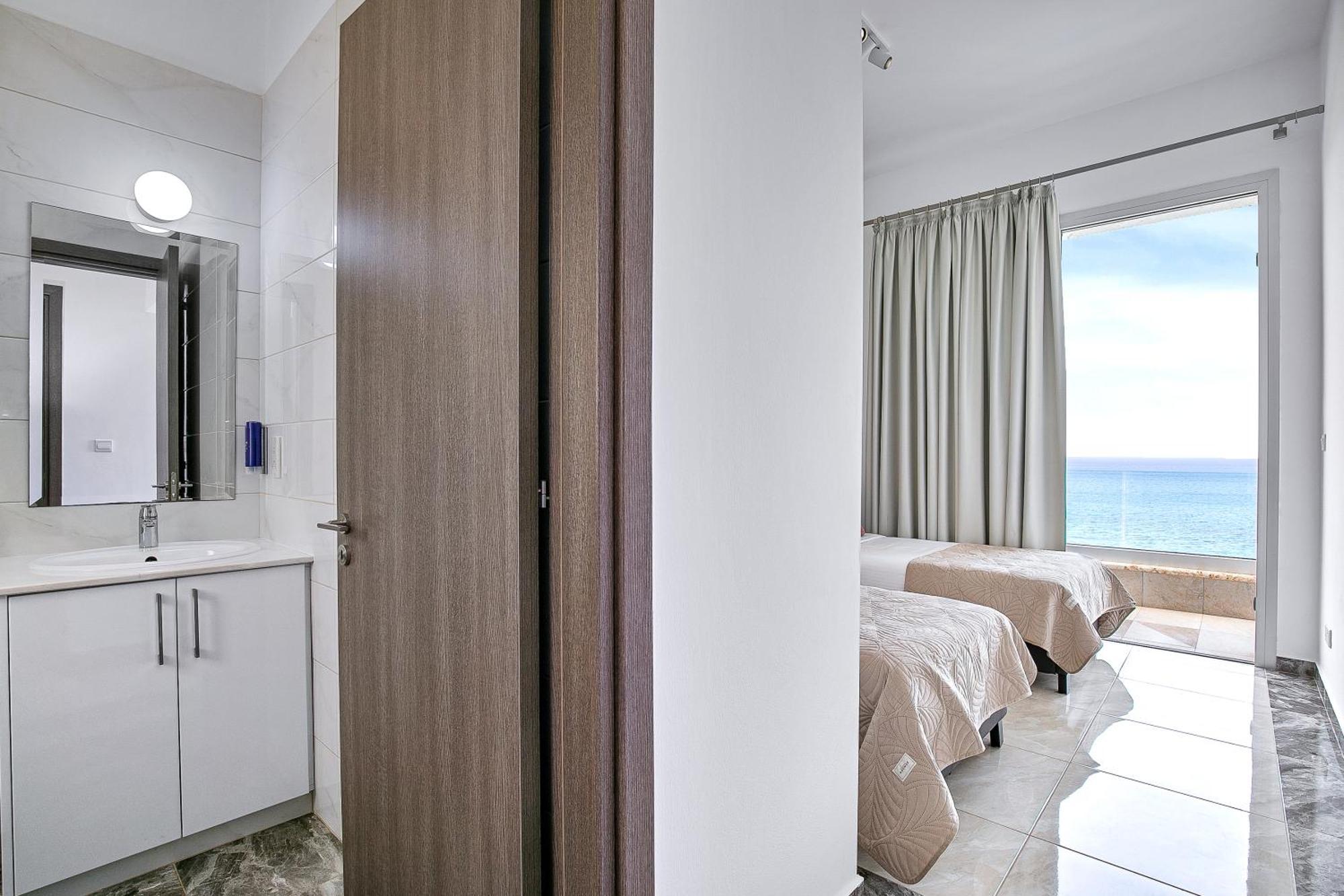 Olymp Luxury D - Luxury Escape With Direct Access And Unique Sunsets * Пафос