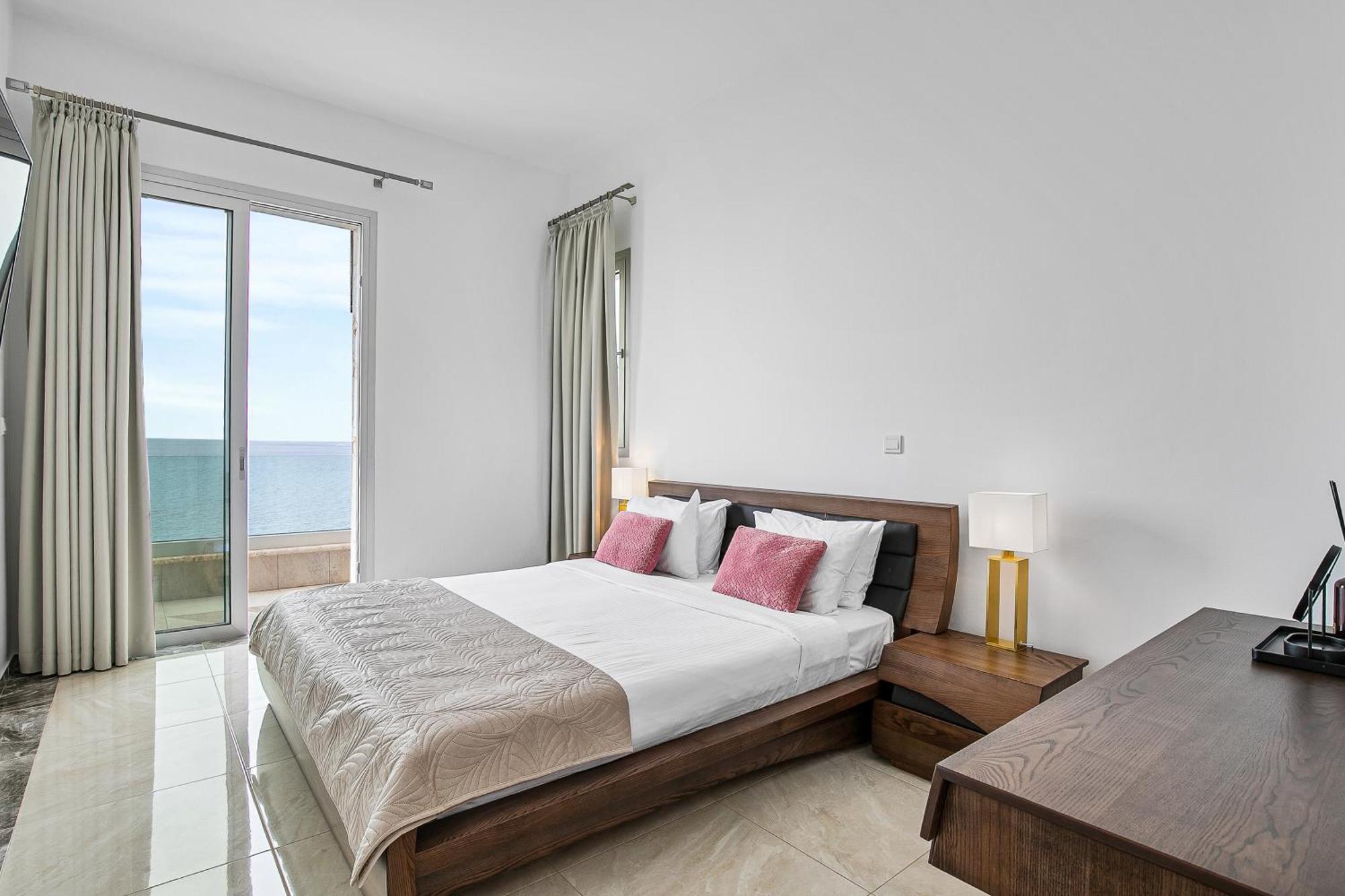 Olymp Luxury D - Luxury Escape With Direct Access And Unique Sunsets